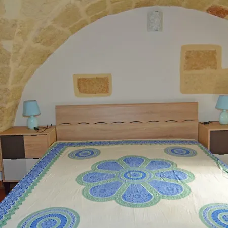 Ginestra 5 Apartman